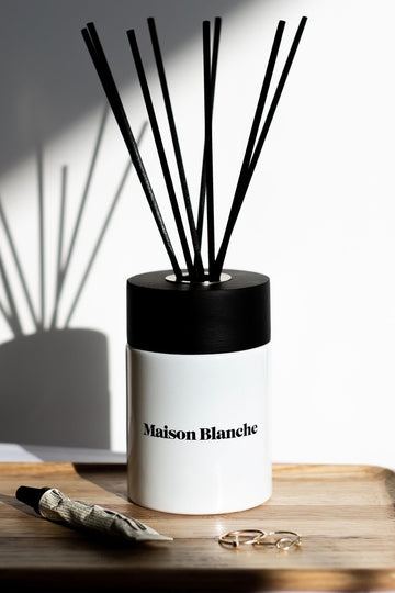 Maison Blanche Diffuser - 008 Peony & Peppercorn
