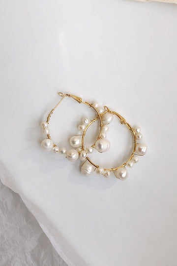 Julie Hoop Earring - PEARL